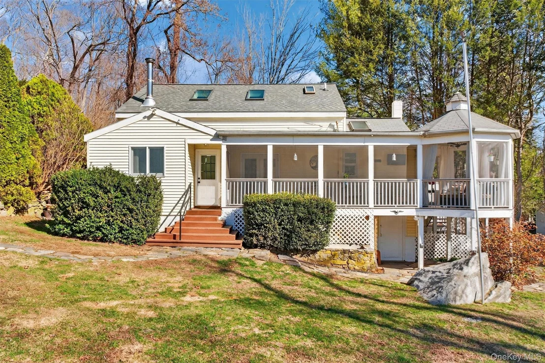 Photo of 255 Haviland Drive