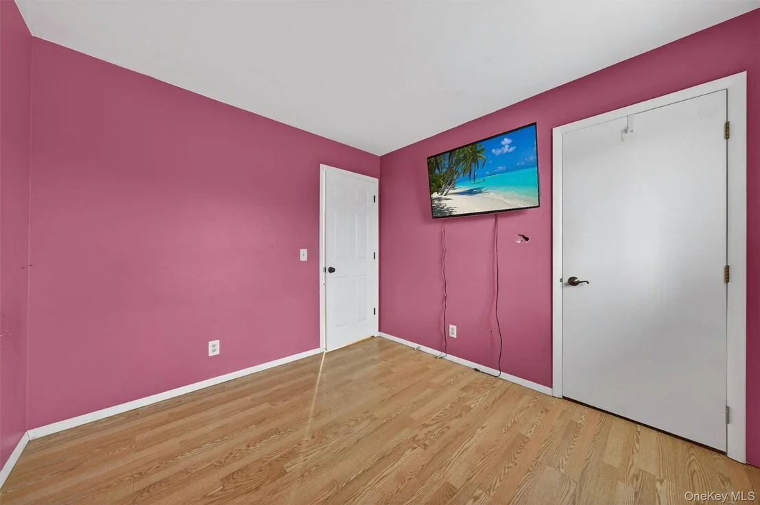 Photo of 76 Maureen Drive