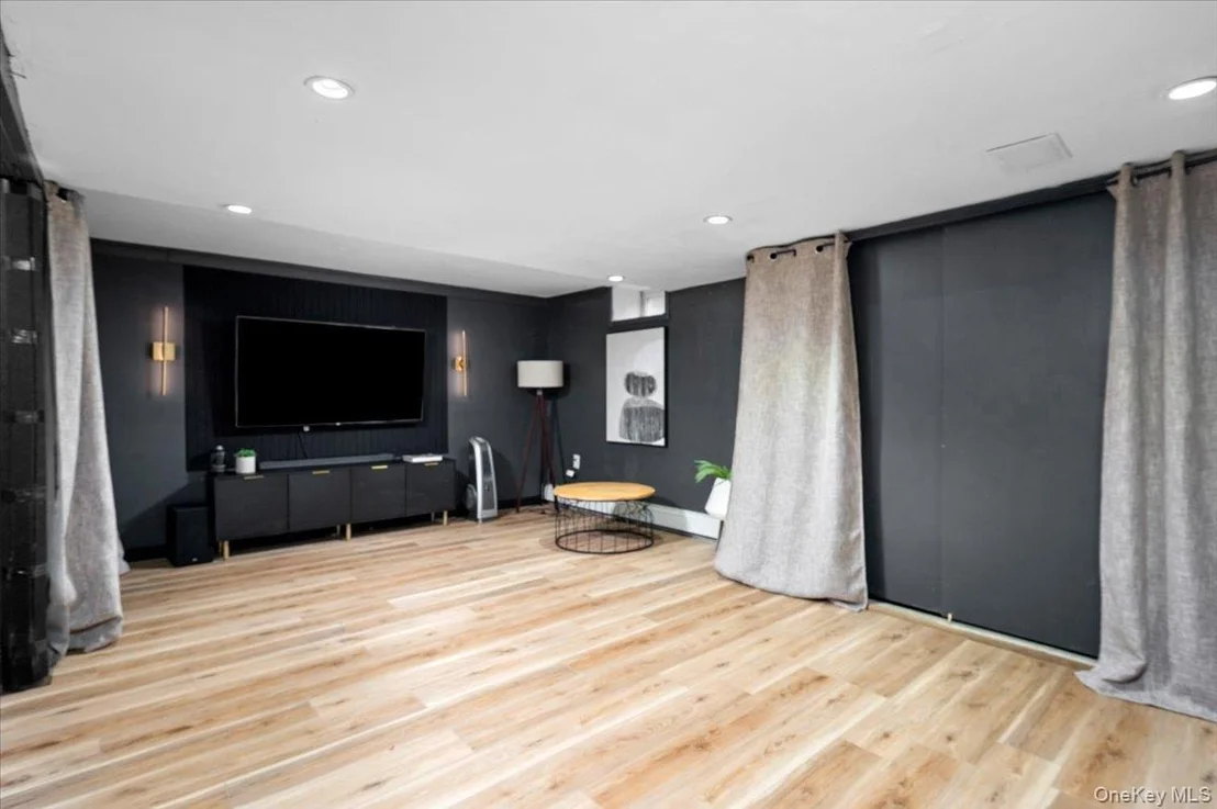 Photo of 13 Jacks Pond Road