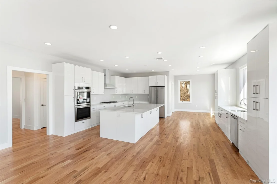 Photo of 201 Tweed Boulevard