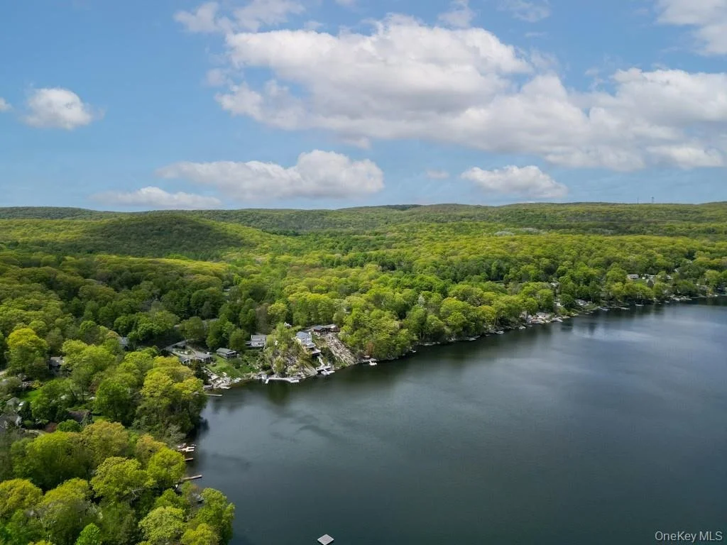 Photo of 23 Lakeview Drive