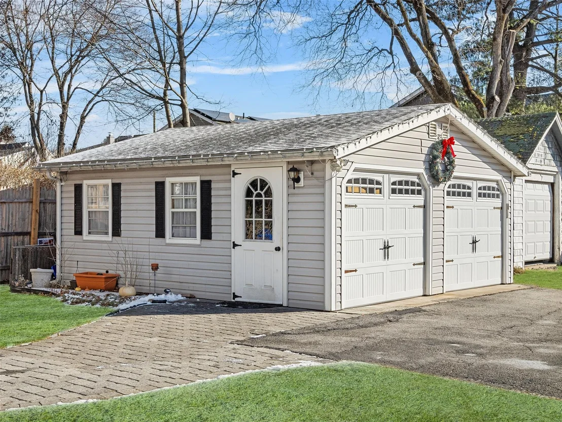 Photo of 2 Chadick Place