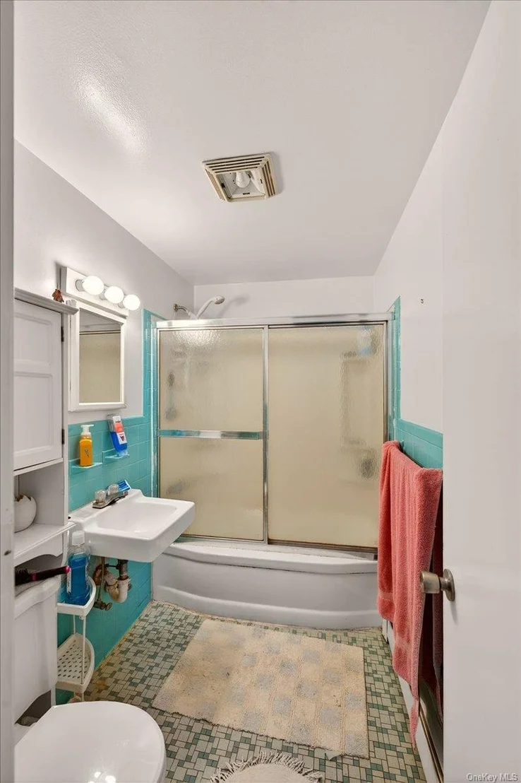 Photo of 52 Central Avenue