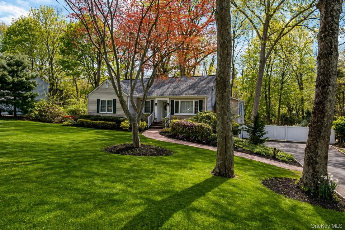 Photo of 6 Huyler Road