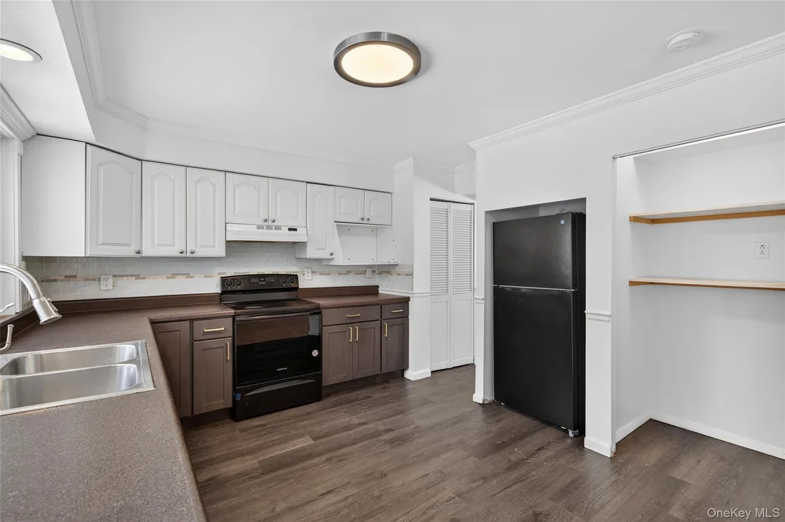 Photo of 64 Bayberry Drive