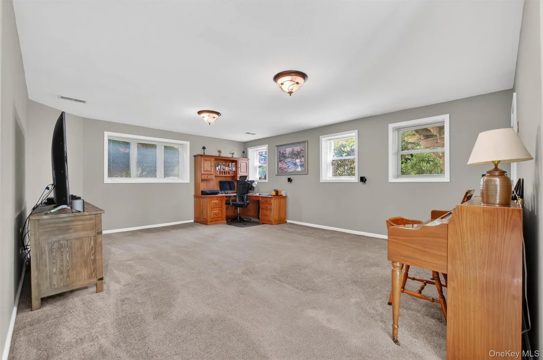 Photo of 201 Candlestick Hill Road