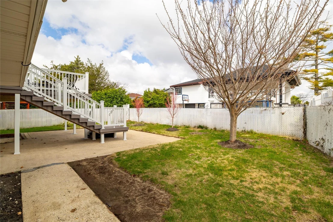 Photo of 1001 Green Place