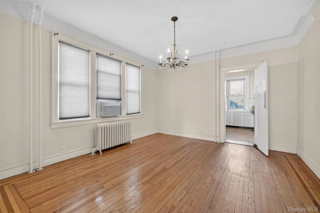 Photo of 1850 Hone Avenue