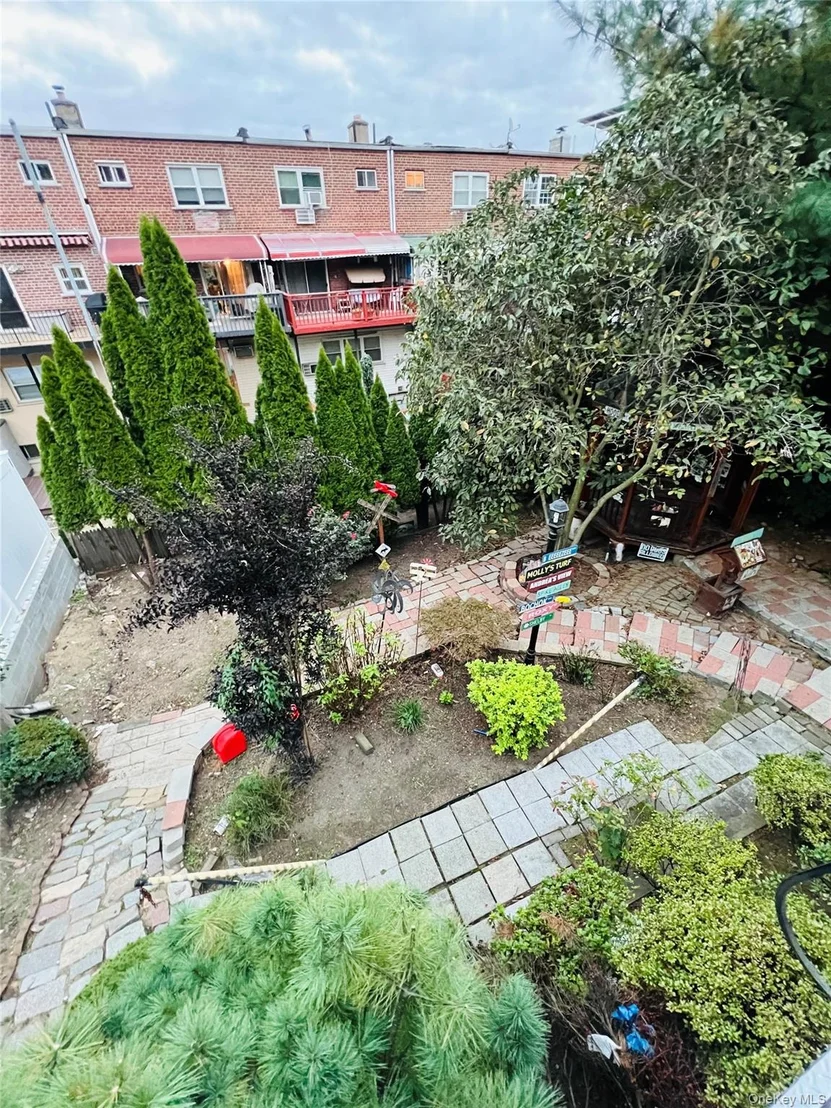 Photo of 512 Logan Avenue