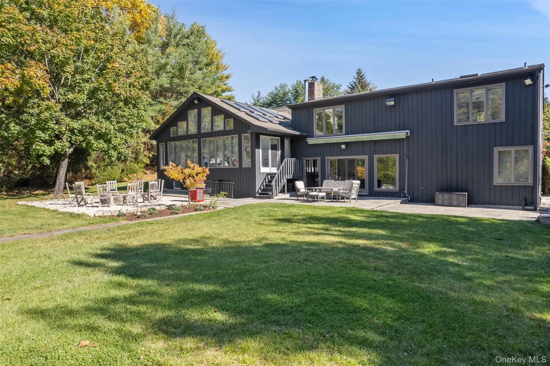 Photo of 40 Brae Burn Drive