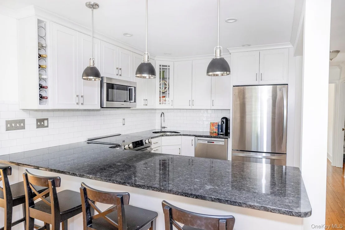 Photo of 22 Haight Avenue