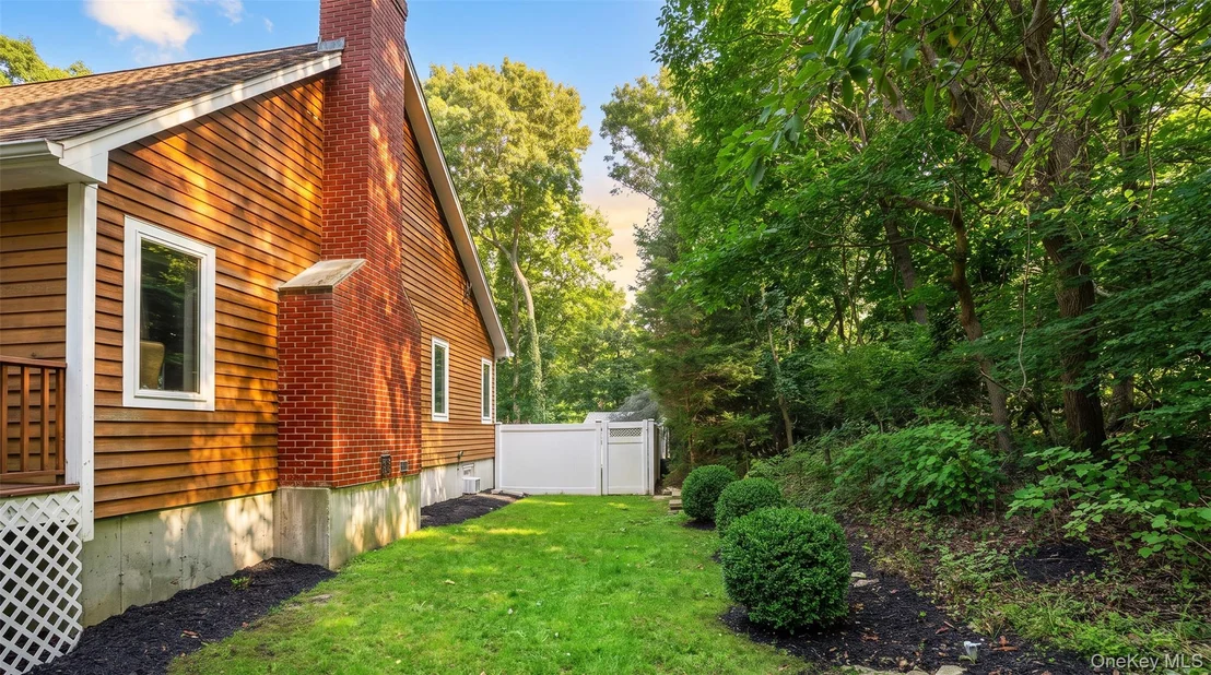 Photo of 70 Beach Road