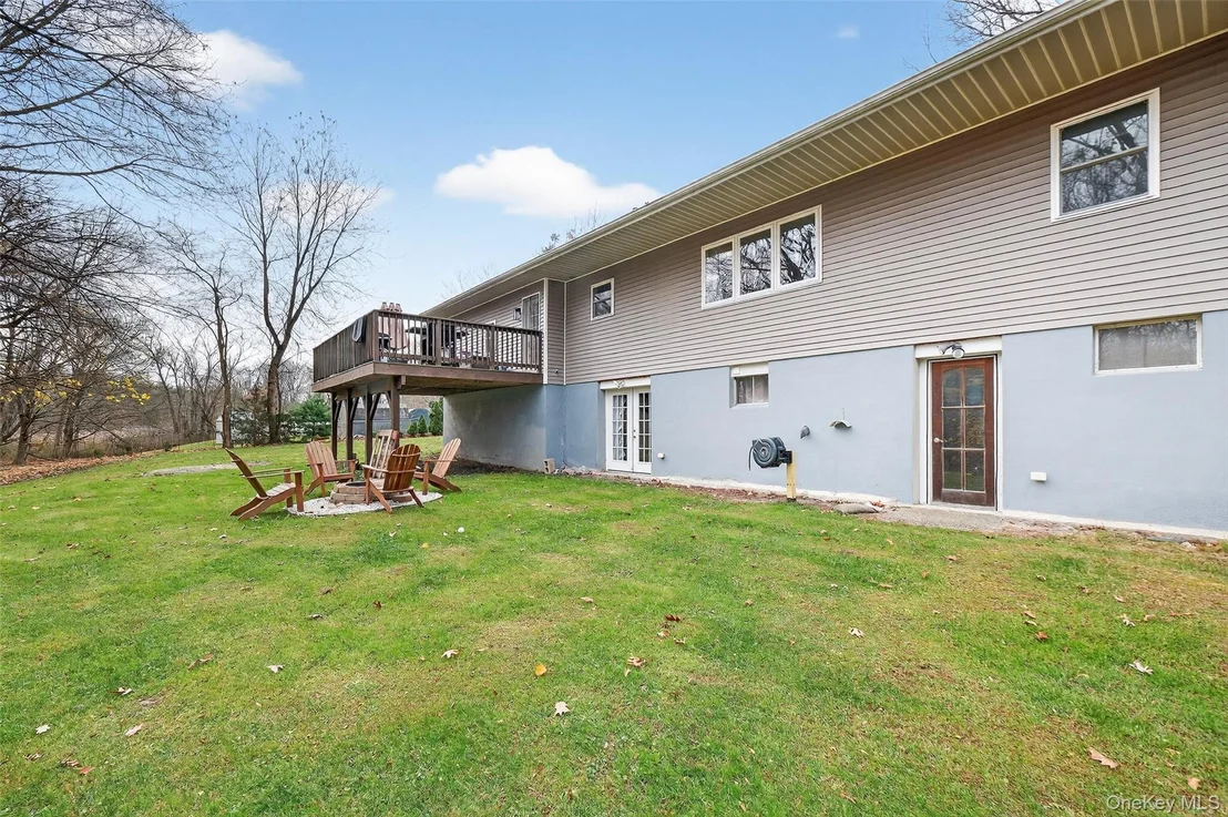 Photo of 8 Ridge Road