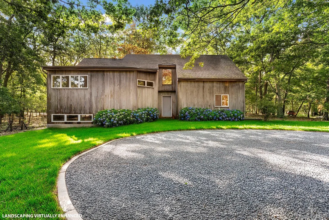 Photo of 2 Boulder Lane