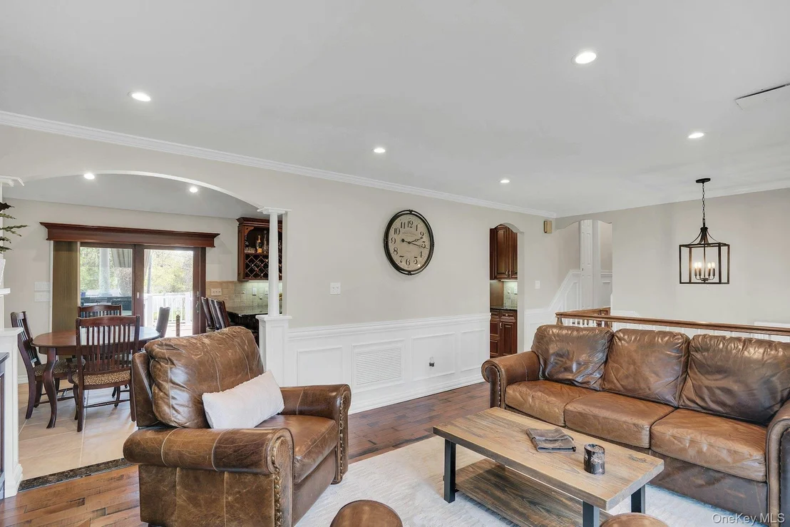 Photo of 101 Hayrick Lane