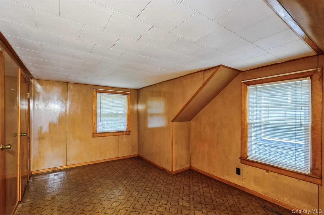 Photo of 10 Laurel Road