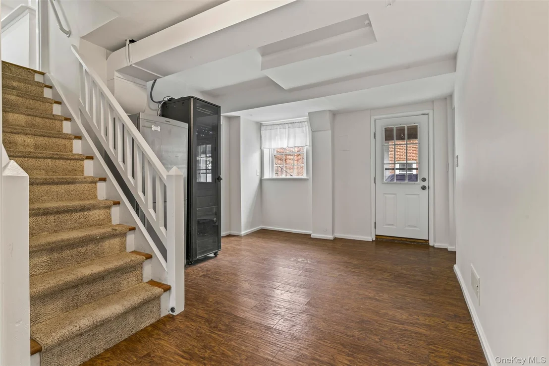 Photo of 148 Lefferts Road