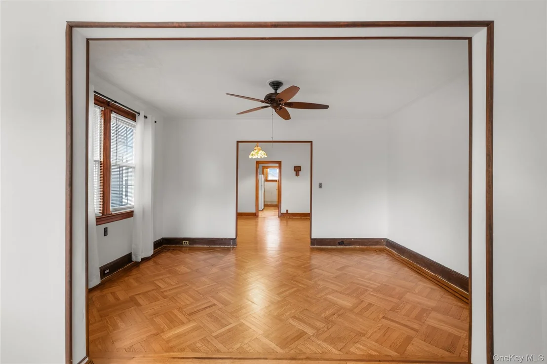 Photo of 6924 67th Pl