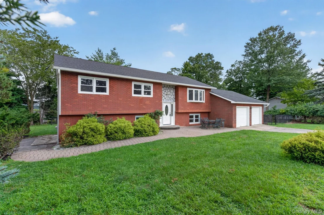 Photo of 123 Lester Drive