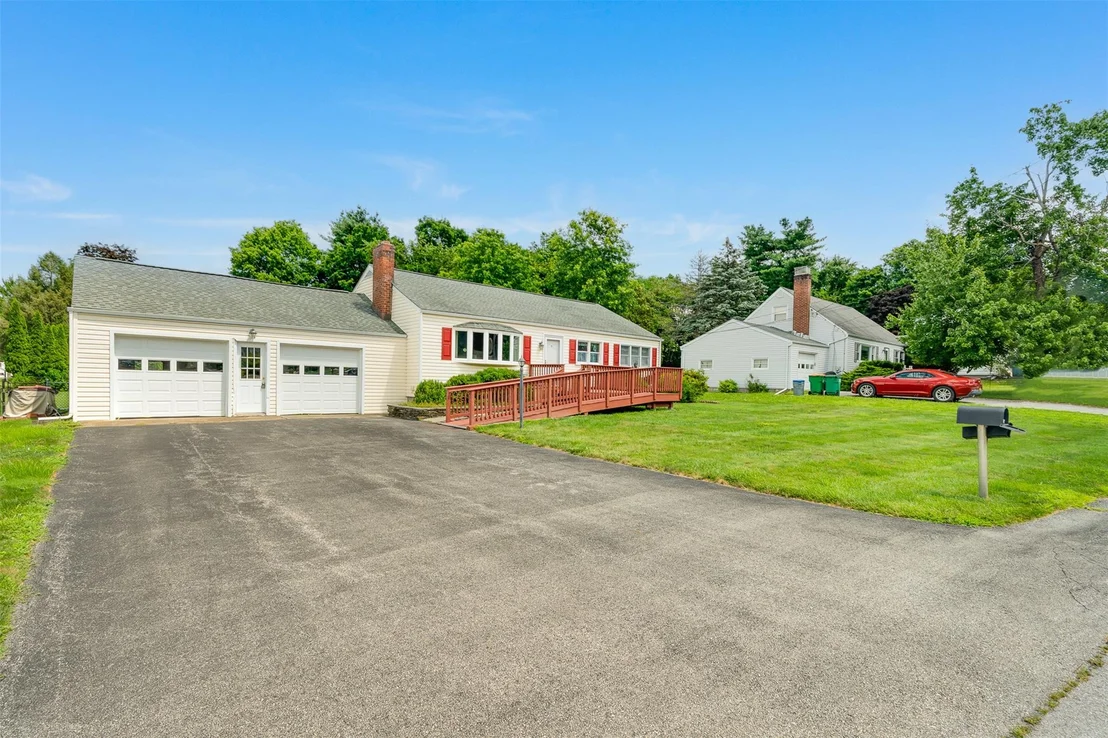 Photo of 14 Mainetti Drive