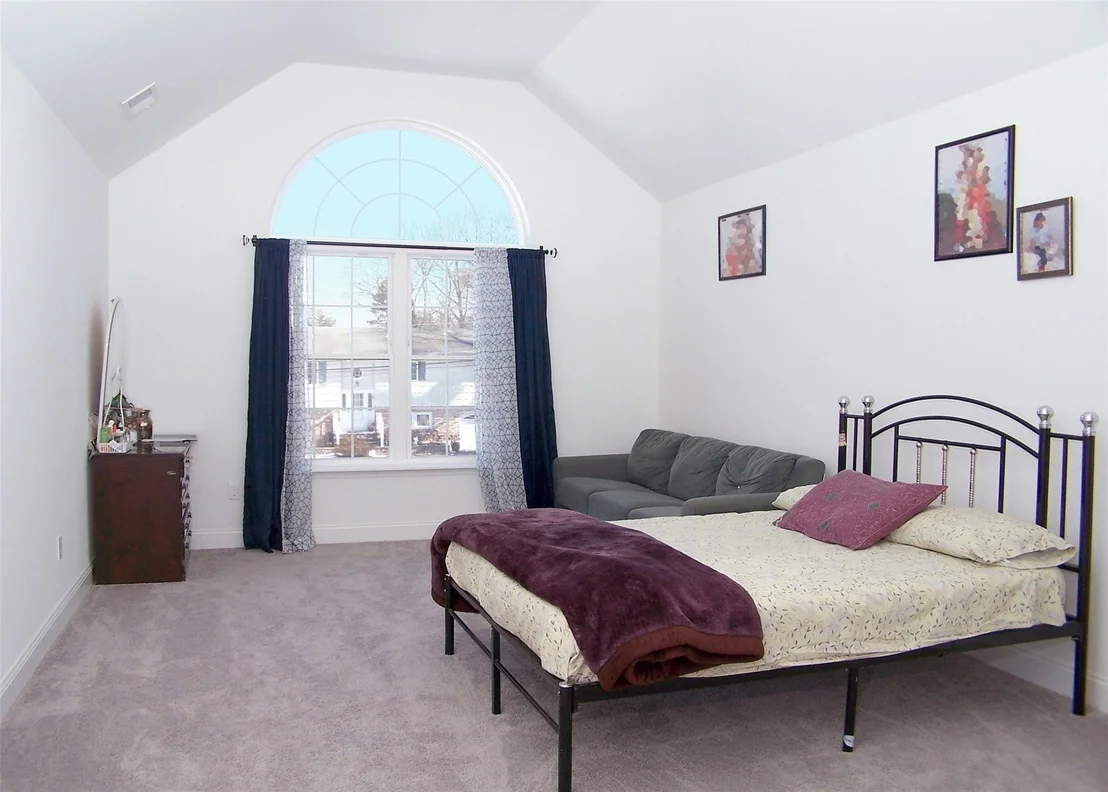 Photo of 22 Maple Ave