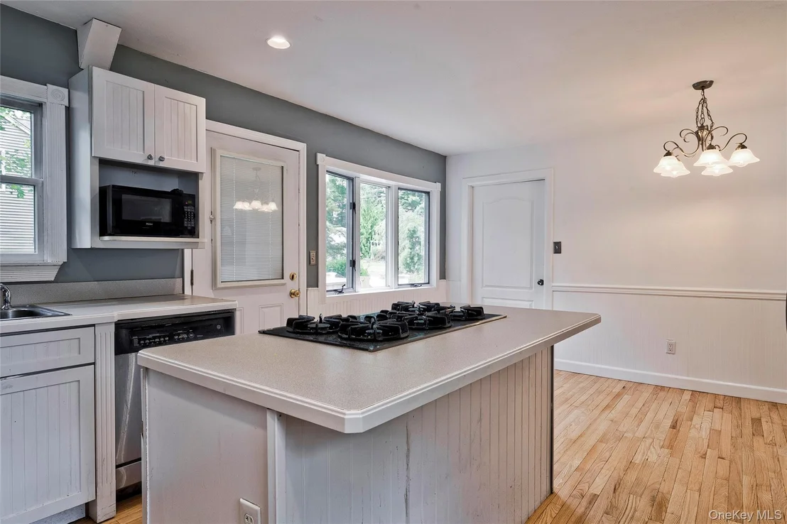Photo of 238 Locust Drive