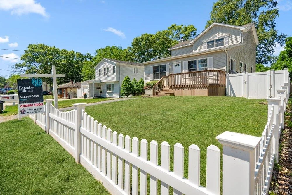 Photo of 16 Gores Drive
