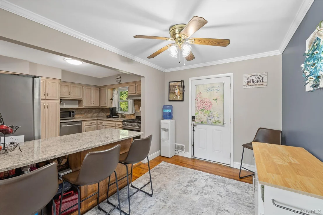 Photo of 24 Maplewood Boulevard