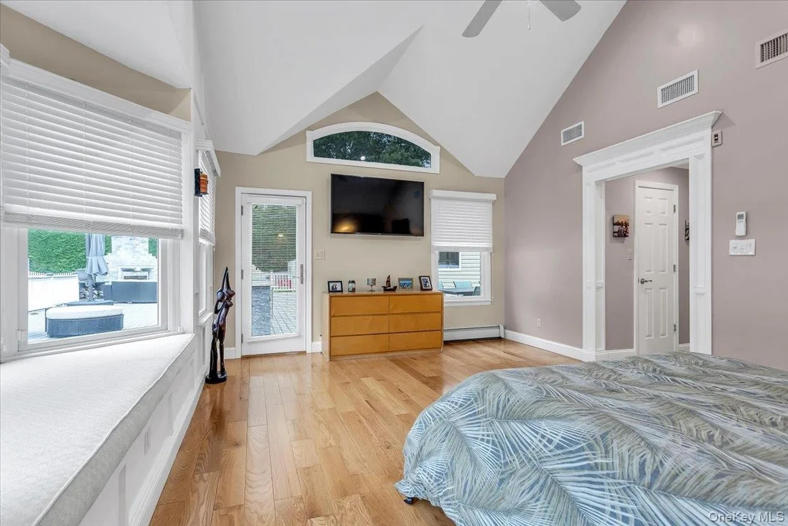 Photo of 21 Buttonwood Drive
