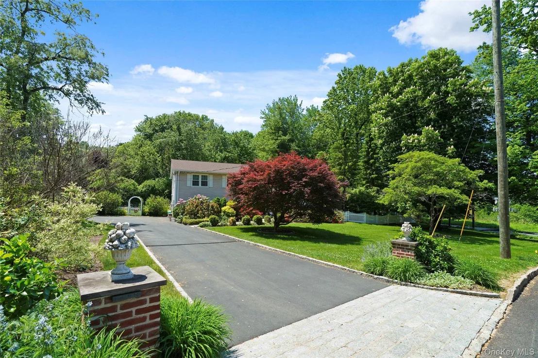 Photo of 2 Rochambeau Drive