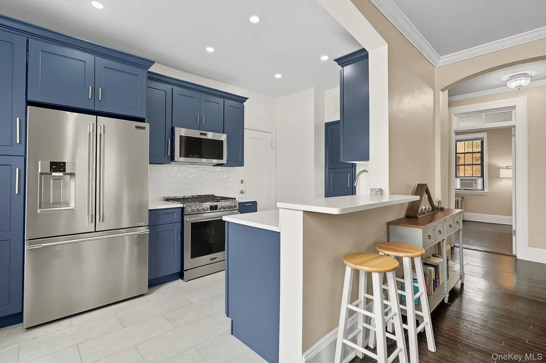 Photo of Unit 5A at 830 Bronx River Road