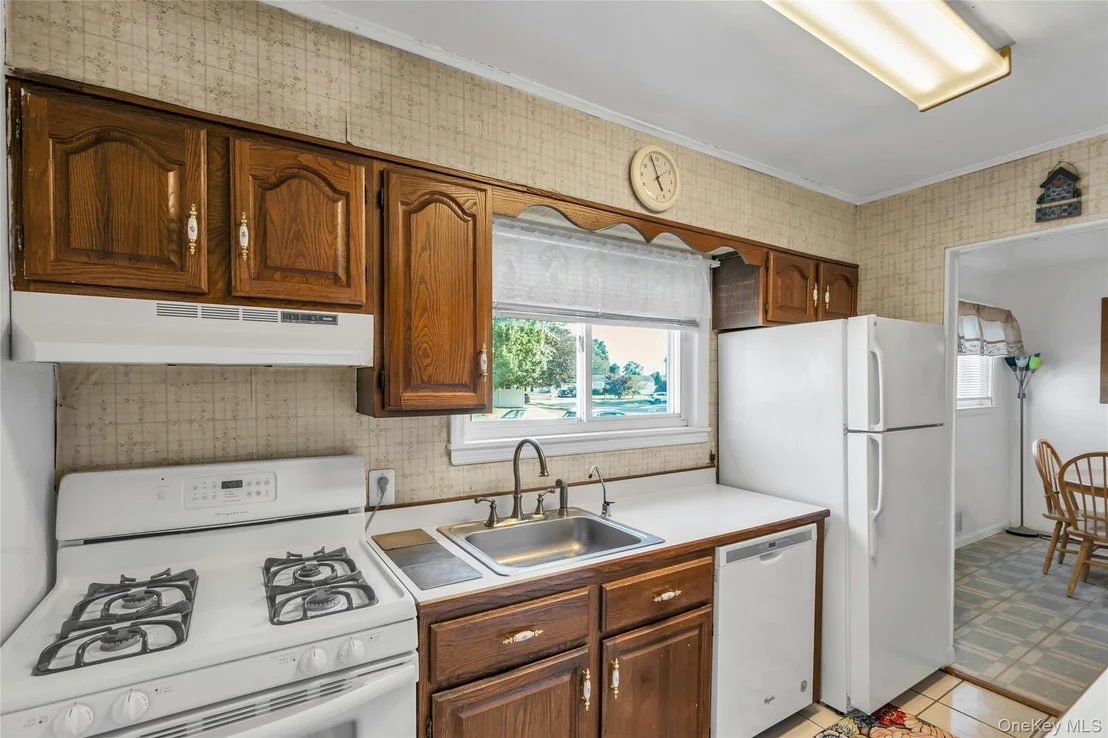 Photo of 28 Lillian Lane