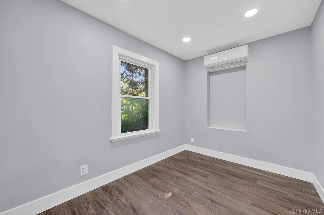 Photo of 28 Red Brook Road