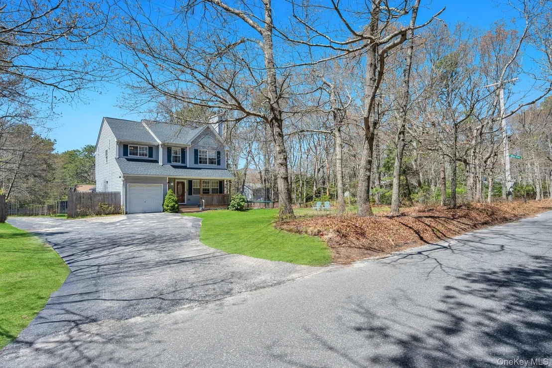Photo of 343 Oak Avenue