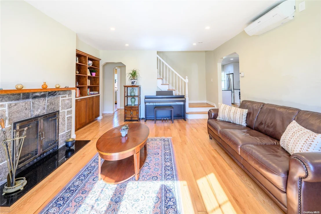 Photo of 73 Devonshire Drive