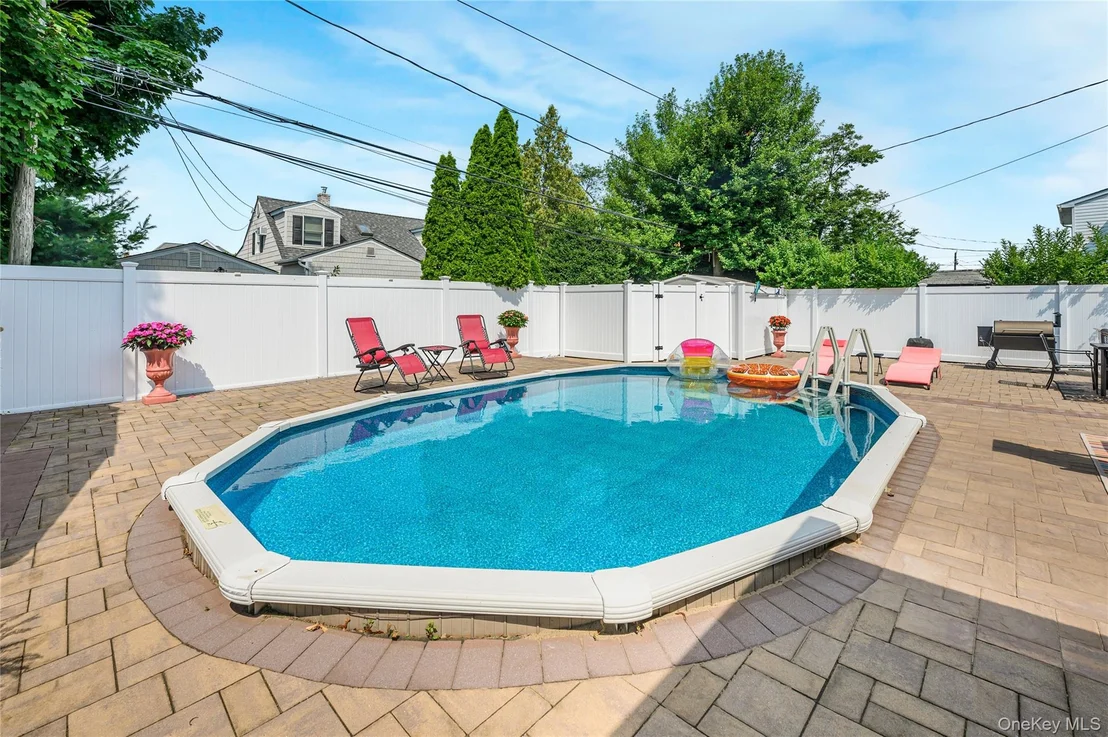 Photo of 28 Crabtree Lane