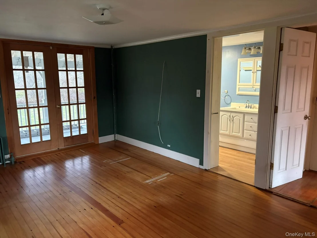 Photo of 15 Sharon Valley Road