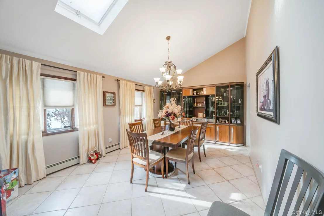 Photo of 3 Huron Road