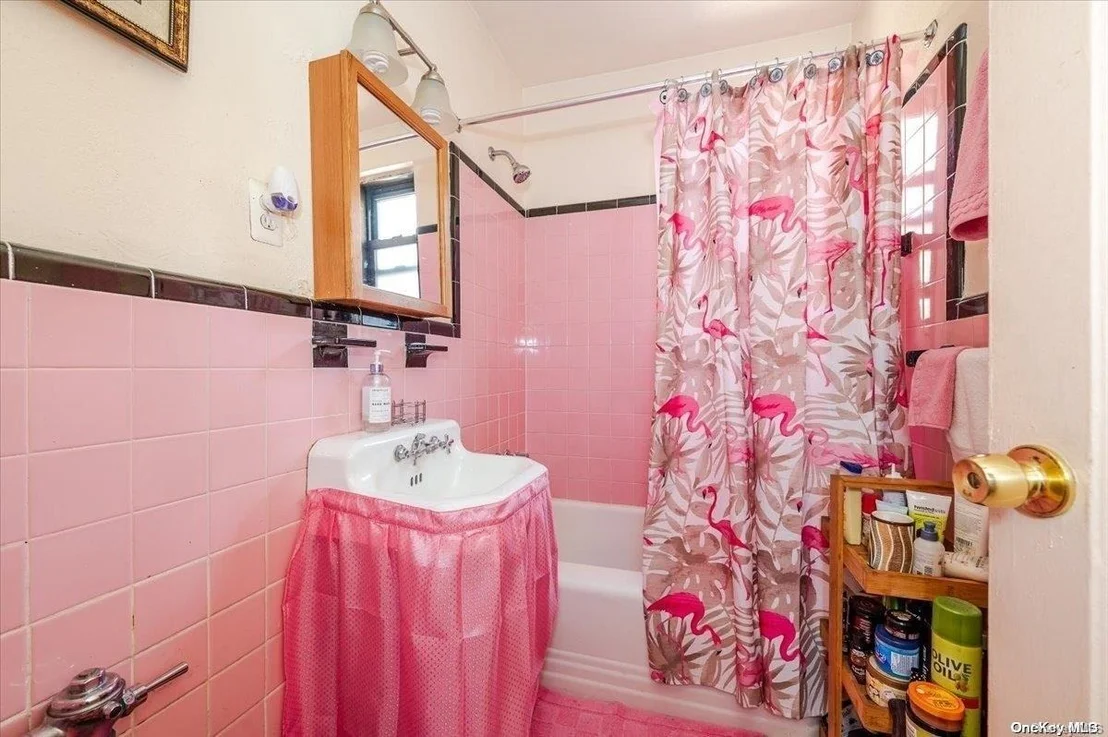 Photo of Unit 2H at 112-25 34th Avenue