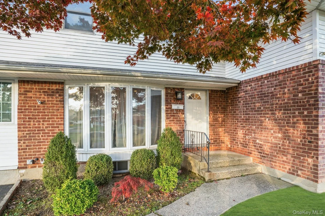 Photo of 22 Schuyler Drive