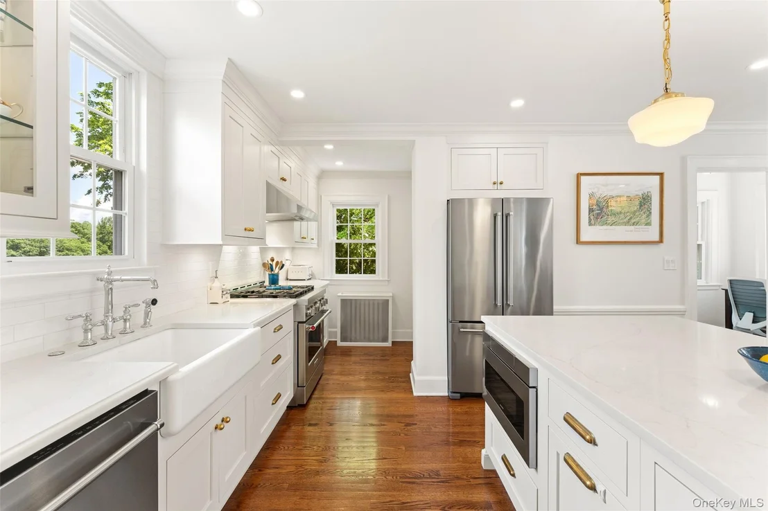 Photo of 25 Pinebrook Road