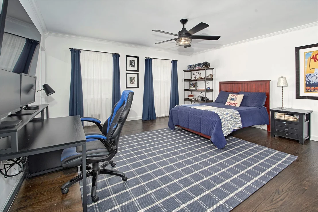 Photo of 527 Purchase Street