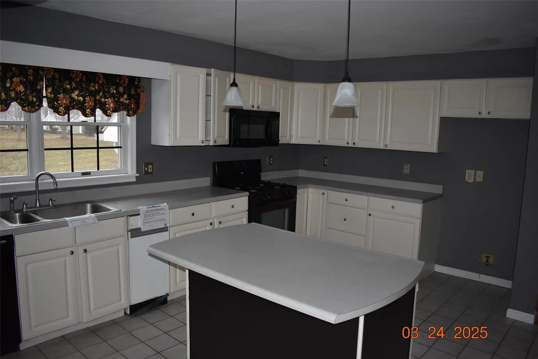 Photo of 203 Windsor Road