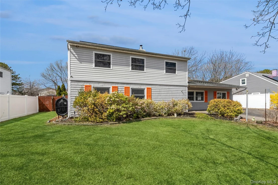 Photo of 84 Corbin Avenue