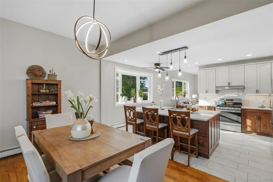 Photo of 75 Sunset Drive