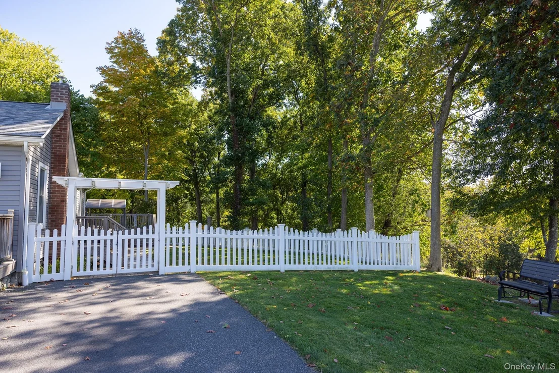 Photo of 324 Gardnerville Road