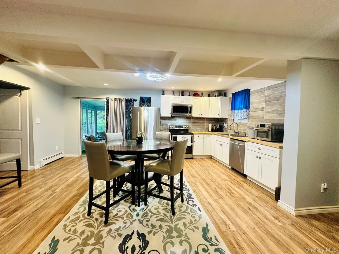 Photo of 14 Macdonnell Heights