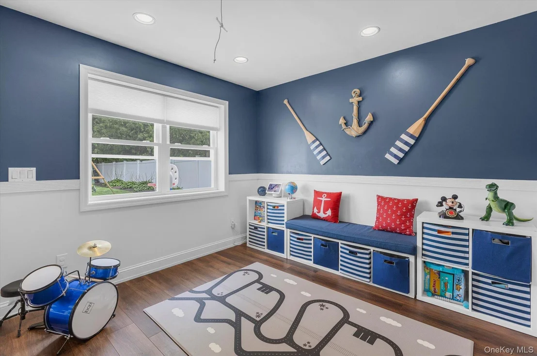 Photo of 92 Sequoia Way