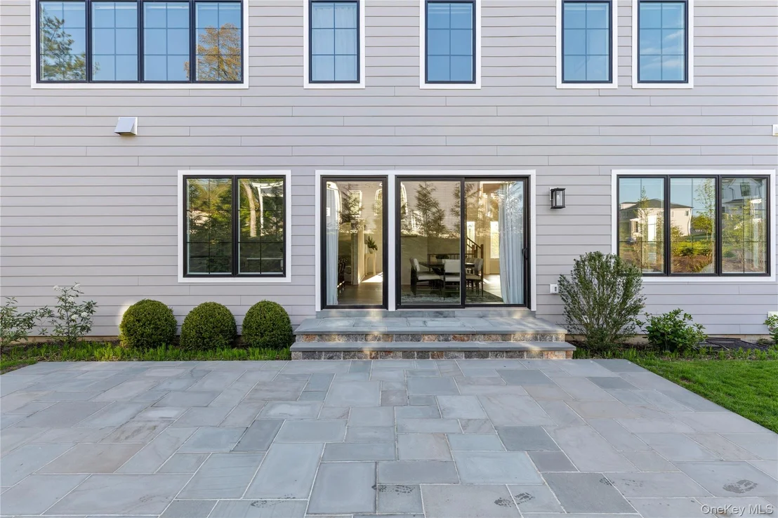 Photo of 1 Sequoia Circle