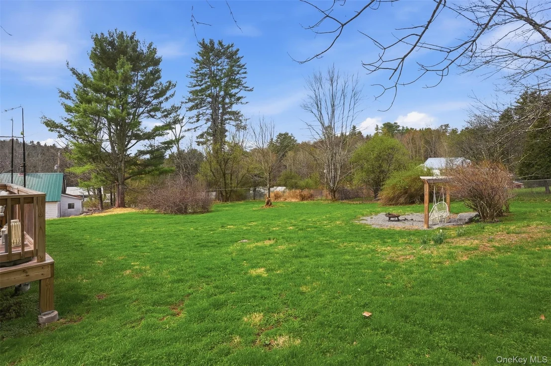 Photo of 27 Old County Road